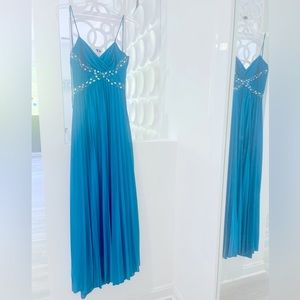 Party dress. Wore once only. Blue color. Size 3-4.